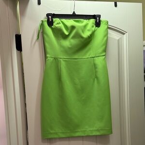 GIANNI BINI 4 Strapless Lime Green Sheath Dress
